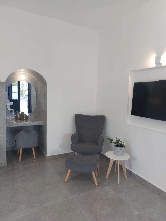 Anthonas Apartments Imerovigli  Bagian luar foto